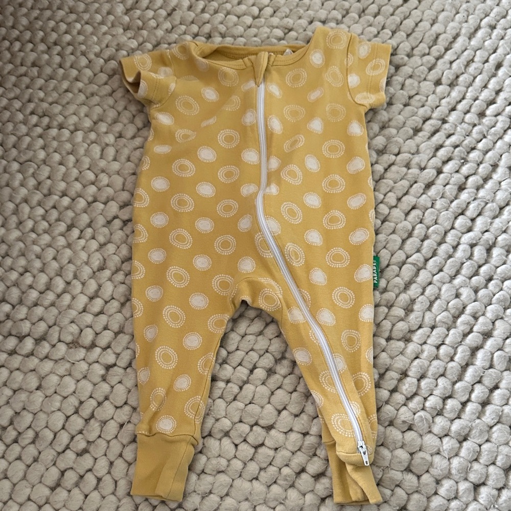 Parade organic zipper romper 3-6m